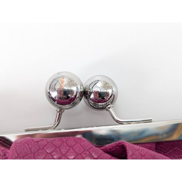 Jessica Simpson Fuschia Bow Snake Print Wristlet Clutch Party Handbag Purse - Picture 5 of 7